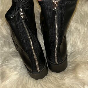 Steve Madden Zipper Back Leather Platform Boots size 10
